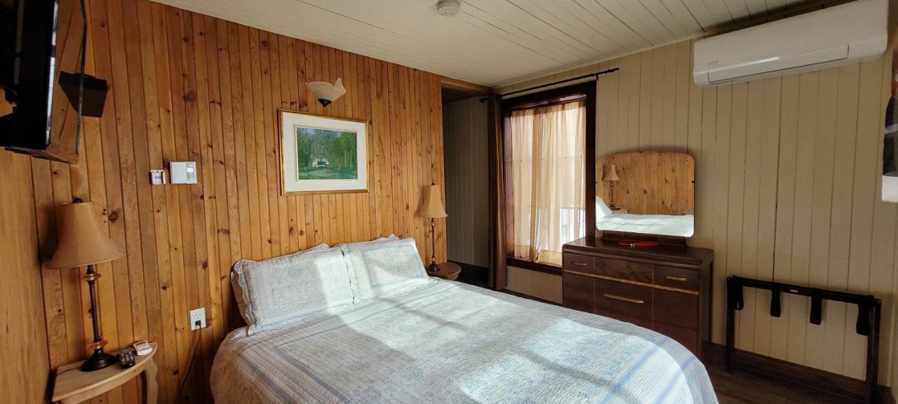 Auberge Le Four A Pain Petite-Riviere-Saint-Francois Buitenkant foto