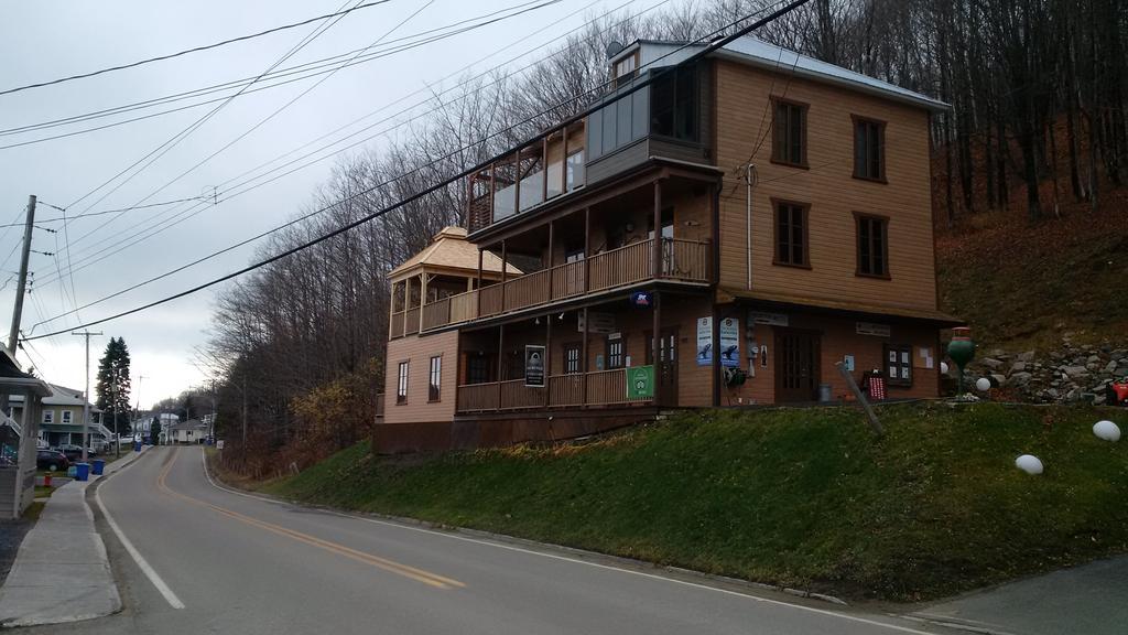Auberge Le Four A Pain Petite-Riviere-Saint-Francois Buitenkant foto