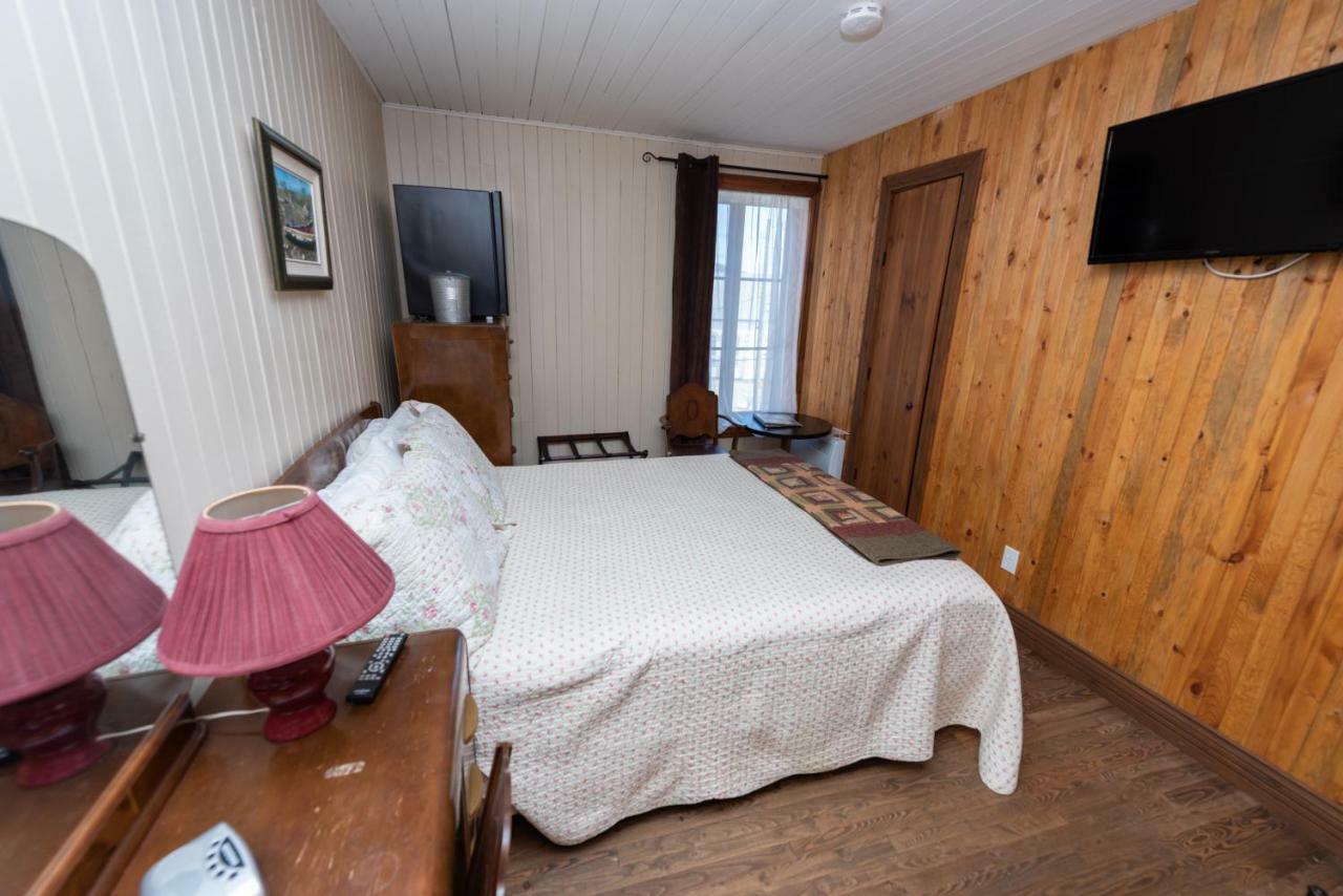 Auberge Le Four A Pain Petite-Riviere-Saint-Francois Buitenkant foto