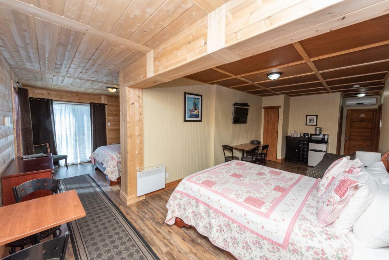 Auberge Le Four A Pain Petite-Riviere-Saint-Francois Buitenkant foto