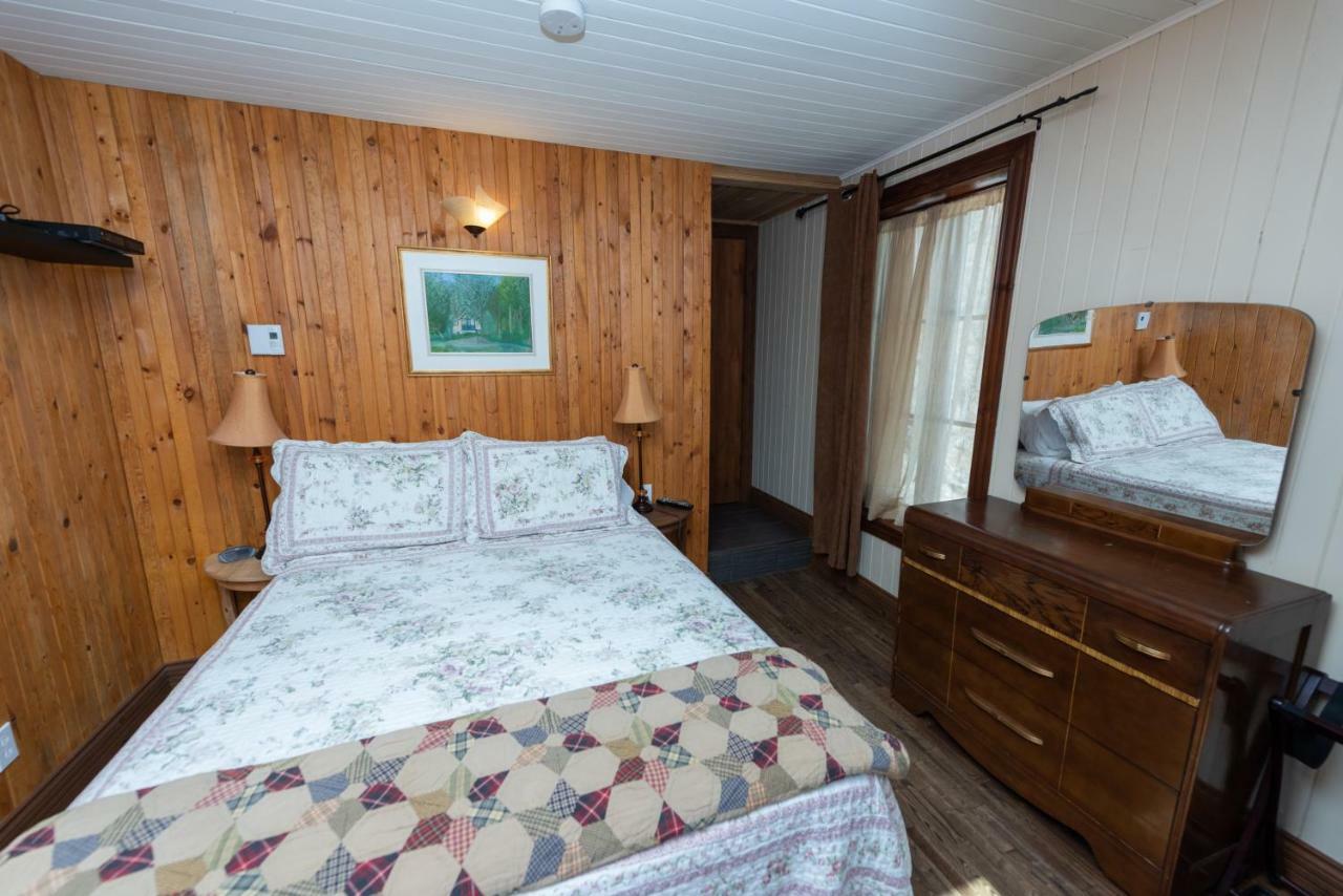 Auberge Le Four A Pain Petite-Riviere-Saint-Francois Buitenkant foto