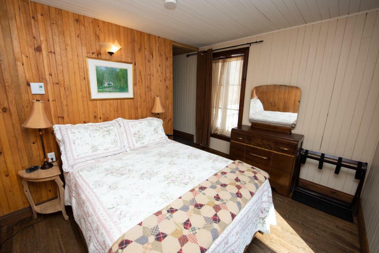 Auberge Le Four A Pain Petite-Riviere-Saint-Francois Buitenkant foto